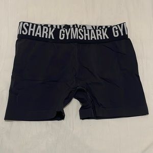 GYMSHARK SHORTS